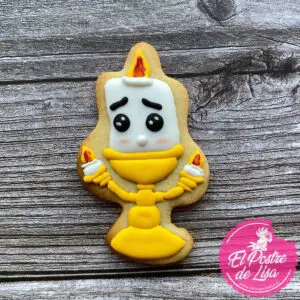 Galletas Decoradas Lumière: Encanto y Sabor de La Bella y la Bestia 🔥💛🍪