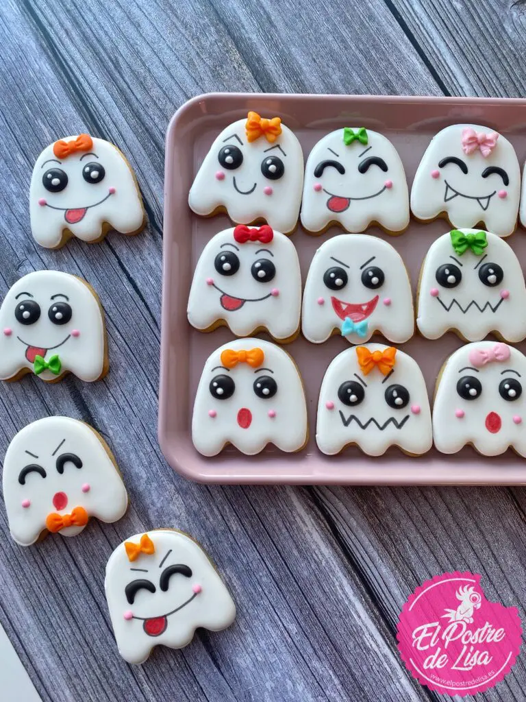 👻 Set de 12 Galletas Decoradas "Fantasmitas Encantadores": Dulzura en el Más Allá 💕