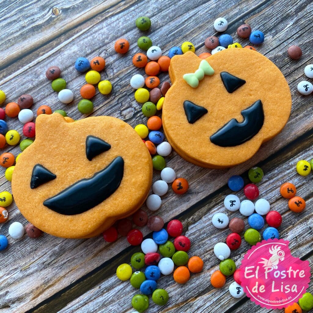 Galletas en Forma de Calabaza Rellenas de Lacasitos: Un Tratado de Sabor y Diversión 🎃🌈